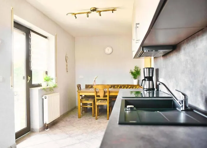 Waldblick In Der Eifel 克罗嫩堡